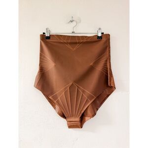 Honeylove Shadowsculpt High Waist Brief in Brown Large